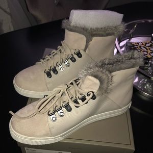 BCBGMAXAZRIA women’s sneaker